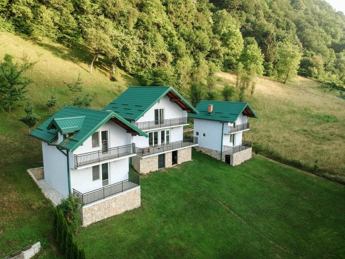 B&B Goražde - Idyllic river front holiday houses - Tišine - Bed and Breakfast Goražde