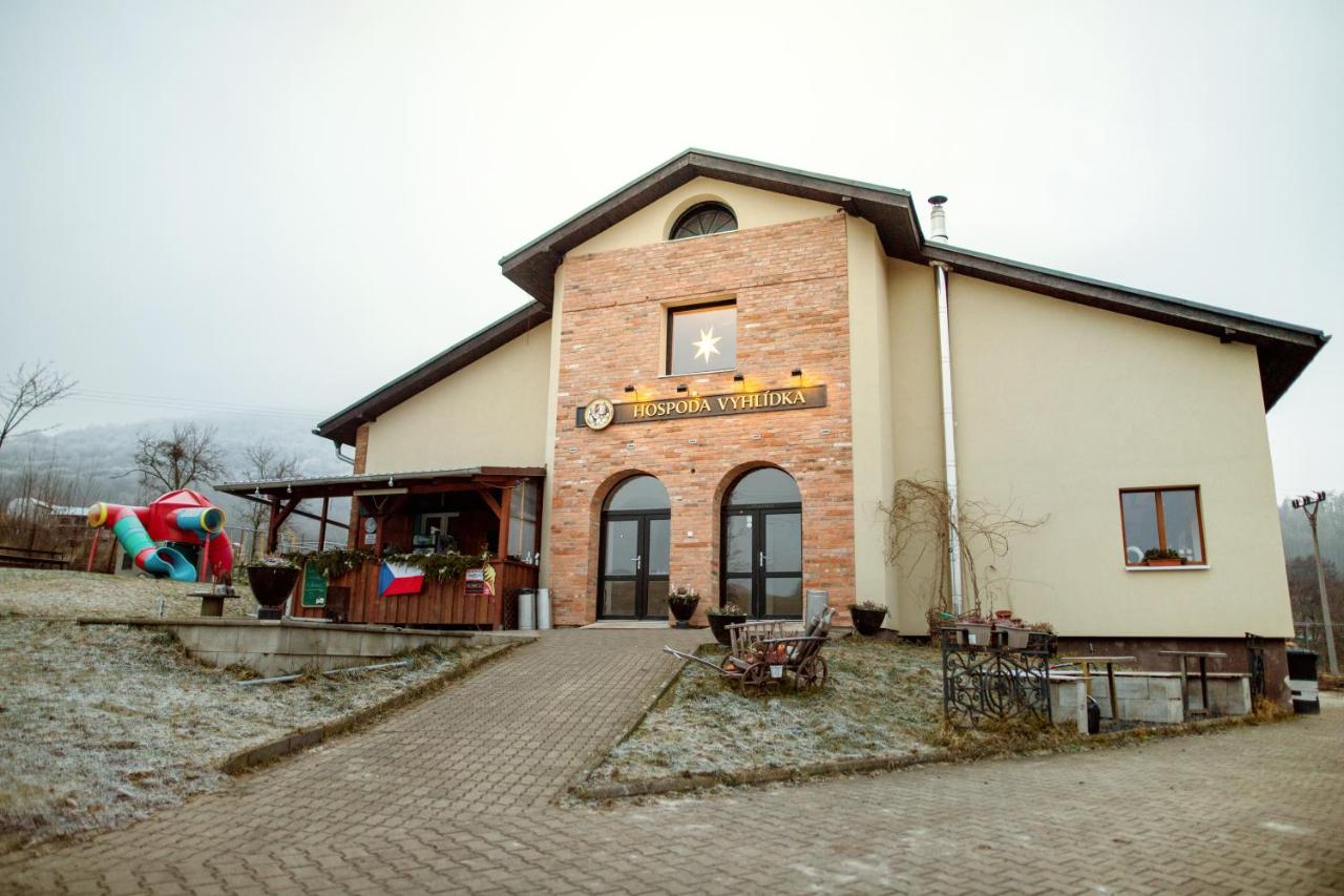 B&B Klášterec nad Ohří - Pension Vyhlídka - Bed and Breakfast Klášterec nad Ohří