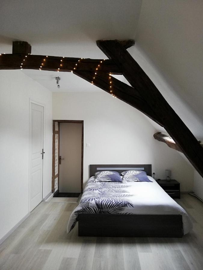 Appartement au pied du circuit de Magny-cours - B&B
