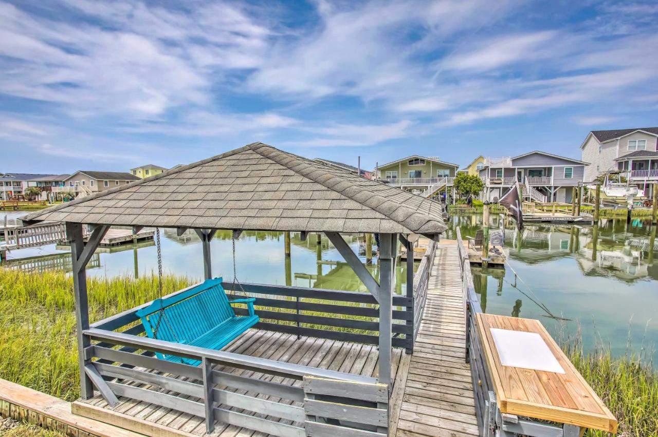 Gorgeous OIB Escape with Dock and Canal View! - B&B