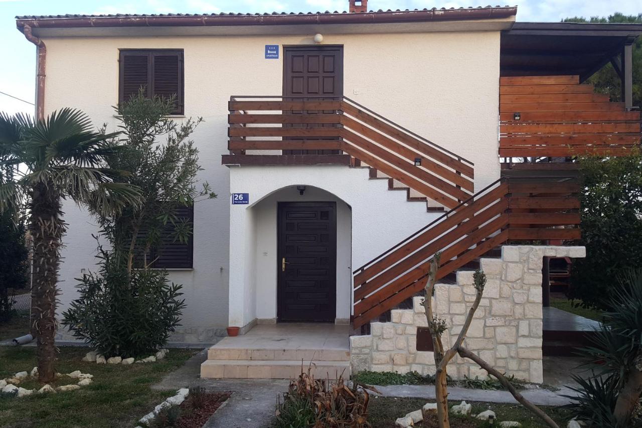 B&B Privlaka - Apartments with a parking space Privlaka, Zadar - 14833 - Bed and Breakfast Privlaka