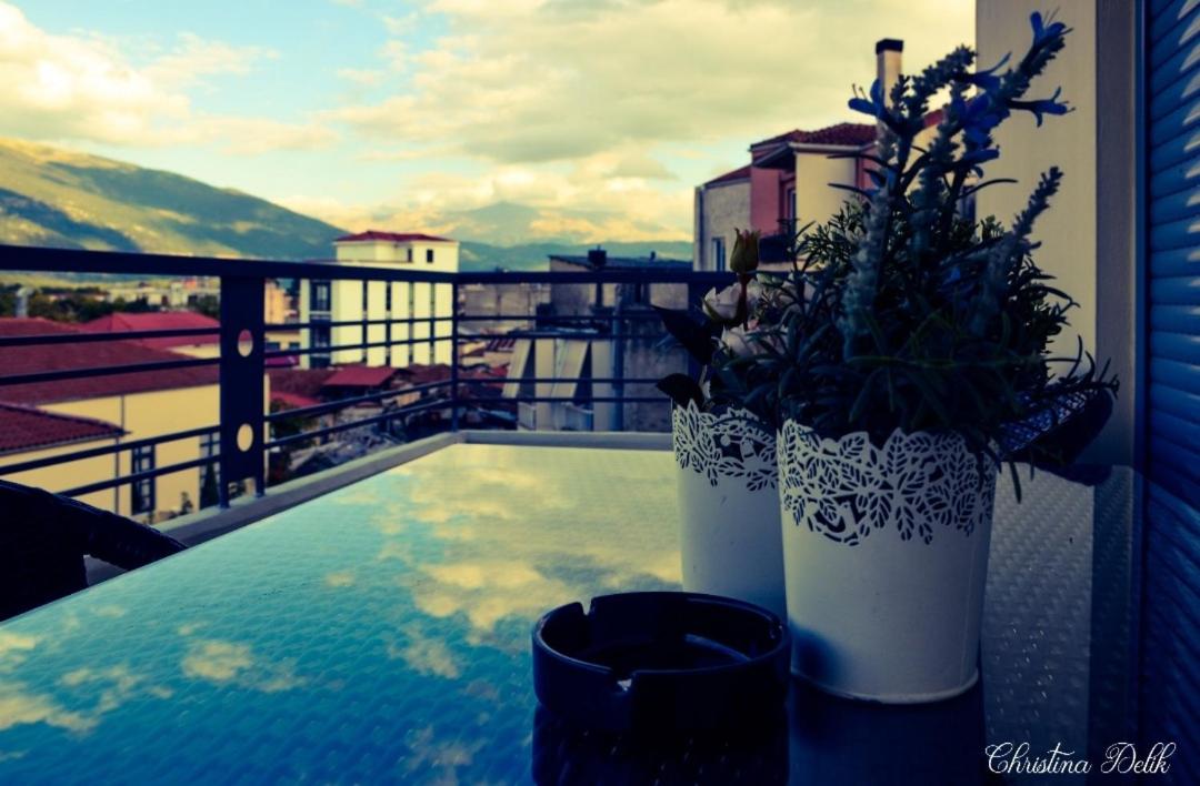 Christine's Golden Suite at Ioannina's Center - B&B Giannina