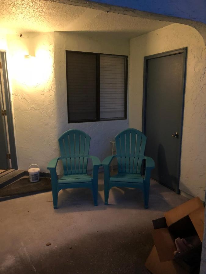 2 Bedroom , 2 Bath , Villa - B&B