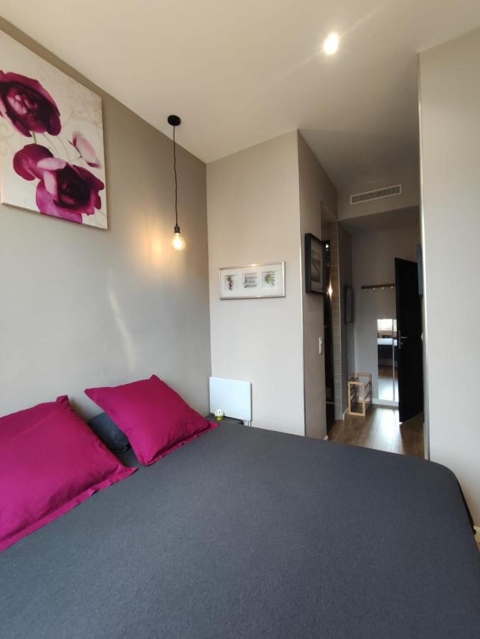Chambres Supérieures privées, plein centre-ville de Nice - HUBERT - Ferienwohnung