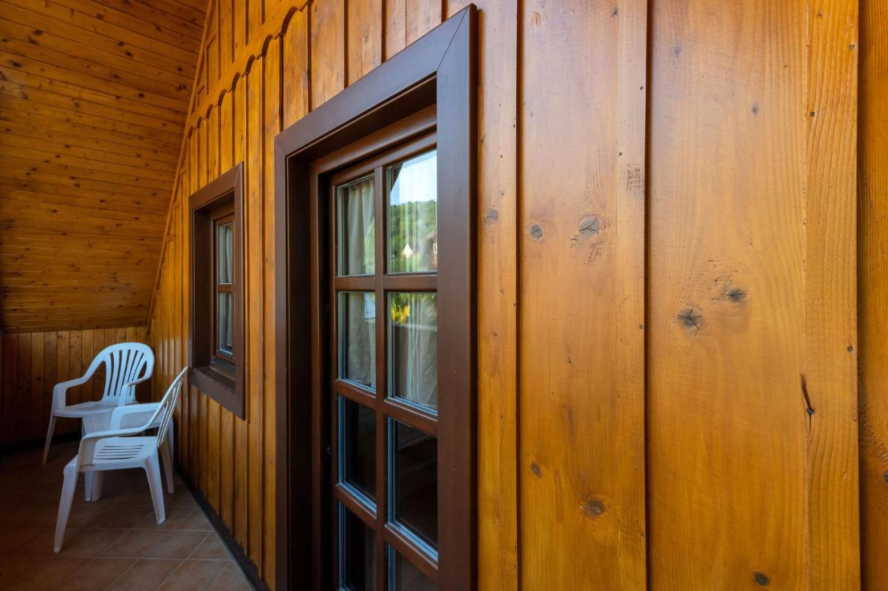 Apartment mit Balkon