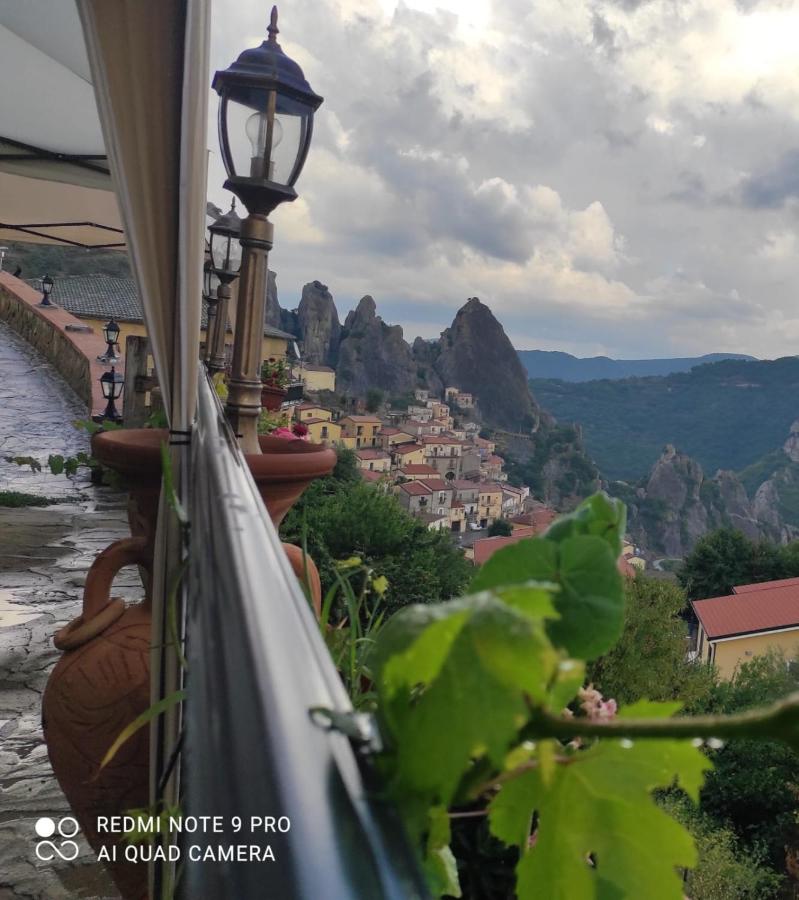 Monserrat - B&B Castelmezzano