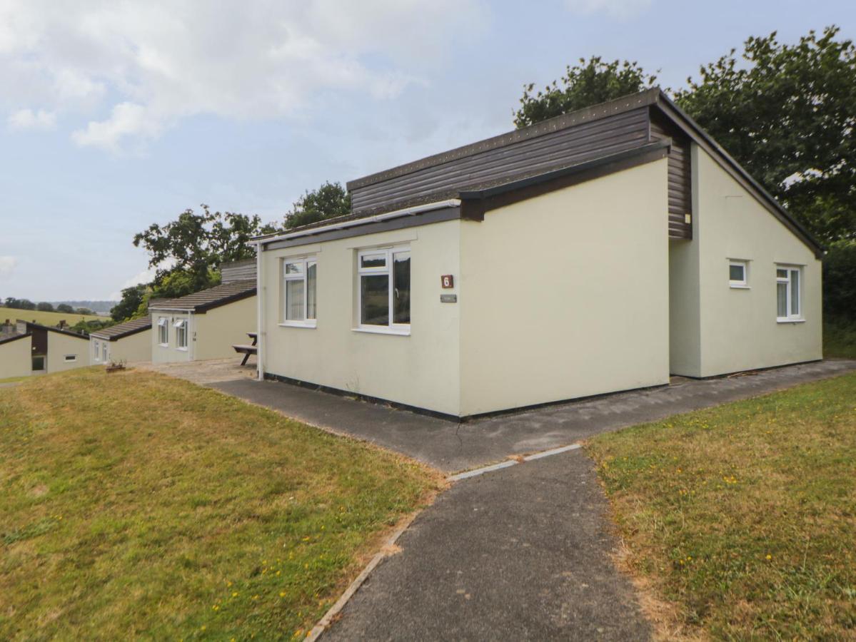 B&B Newton Abbot - Harcombe House Bungalow 6 - Bed and Breakfast Newton Abbot