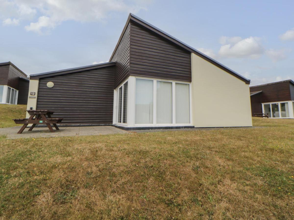 Harcombe House Bungalow 12 - B&B