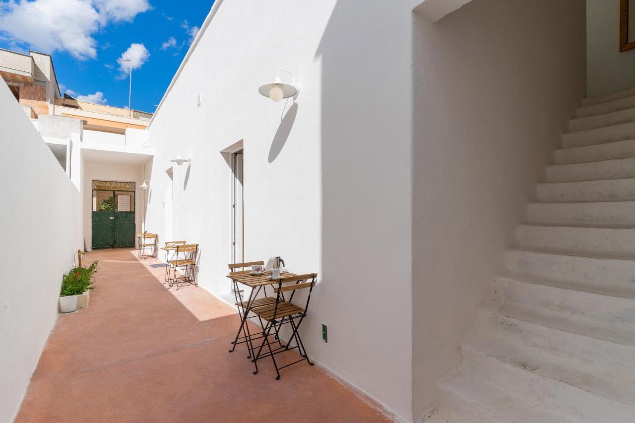 LE CASE camera doppia con bagno privato, uso di cucina e terrazza - Ferienwohnung