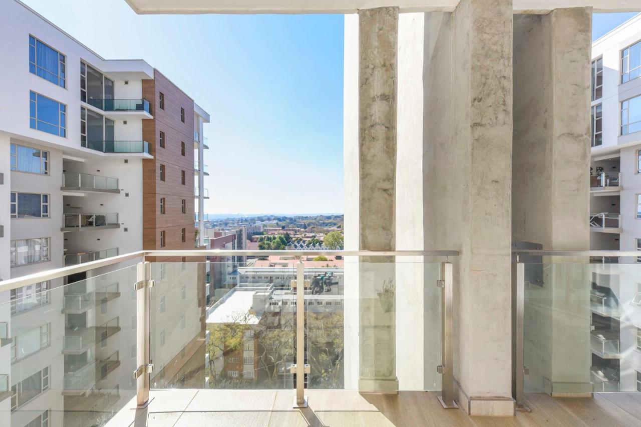 Tyrwhitt Luxury Apartment in Rosebank - B&B