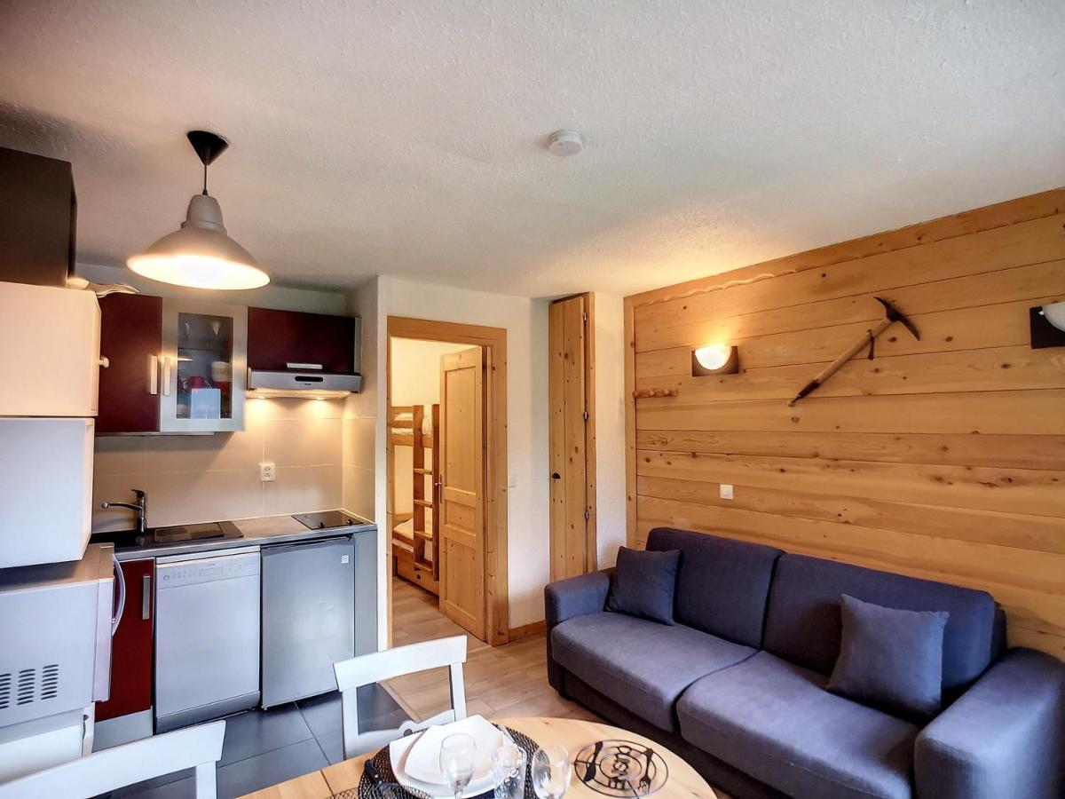 Studio rénové 4 pers, ski aux pieds, Les Menuires - 21m², 2 Flocons Or, Accès direct pistes. - FR-1-178-364 - B&B