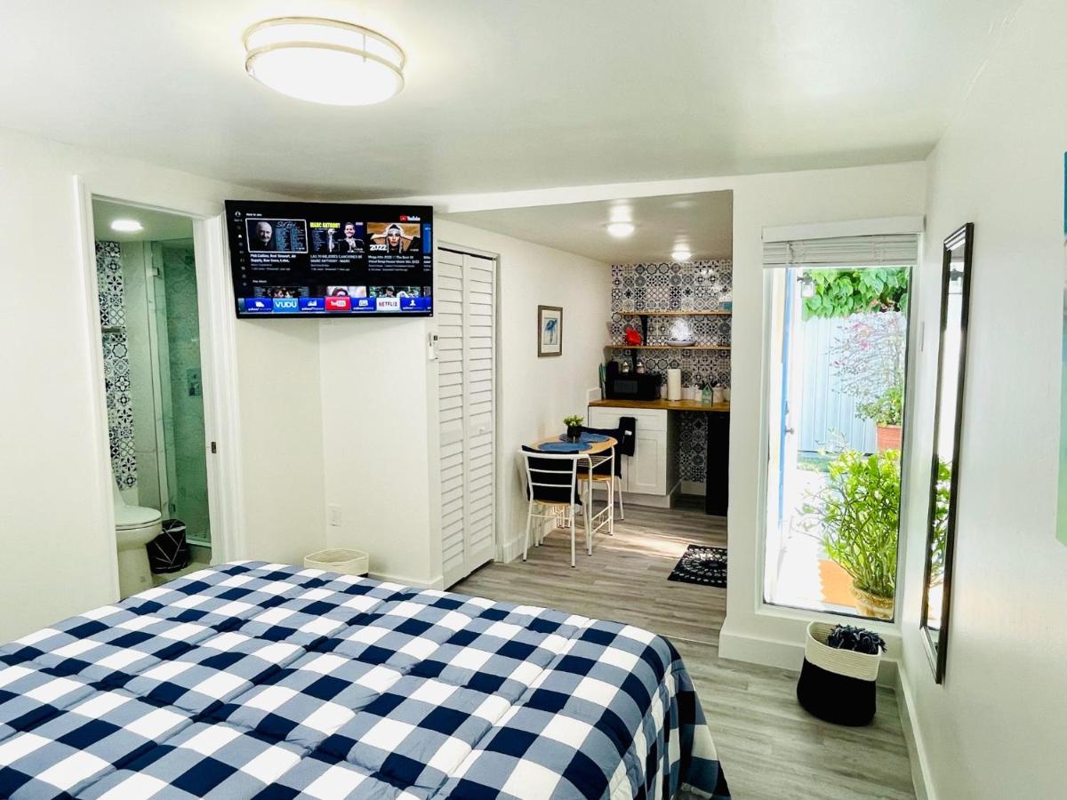 B&B Miami - Our Lovely Nest, Free Parking & Wi-Fi - Bed and Breakfast Miami