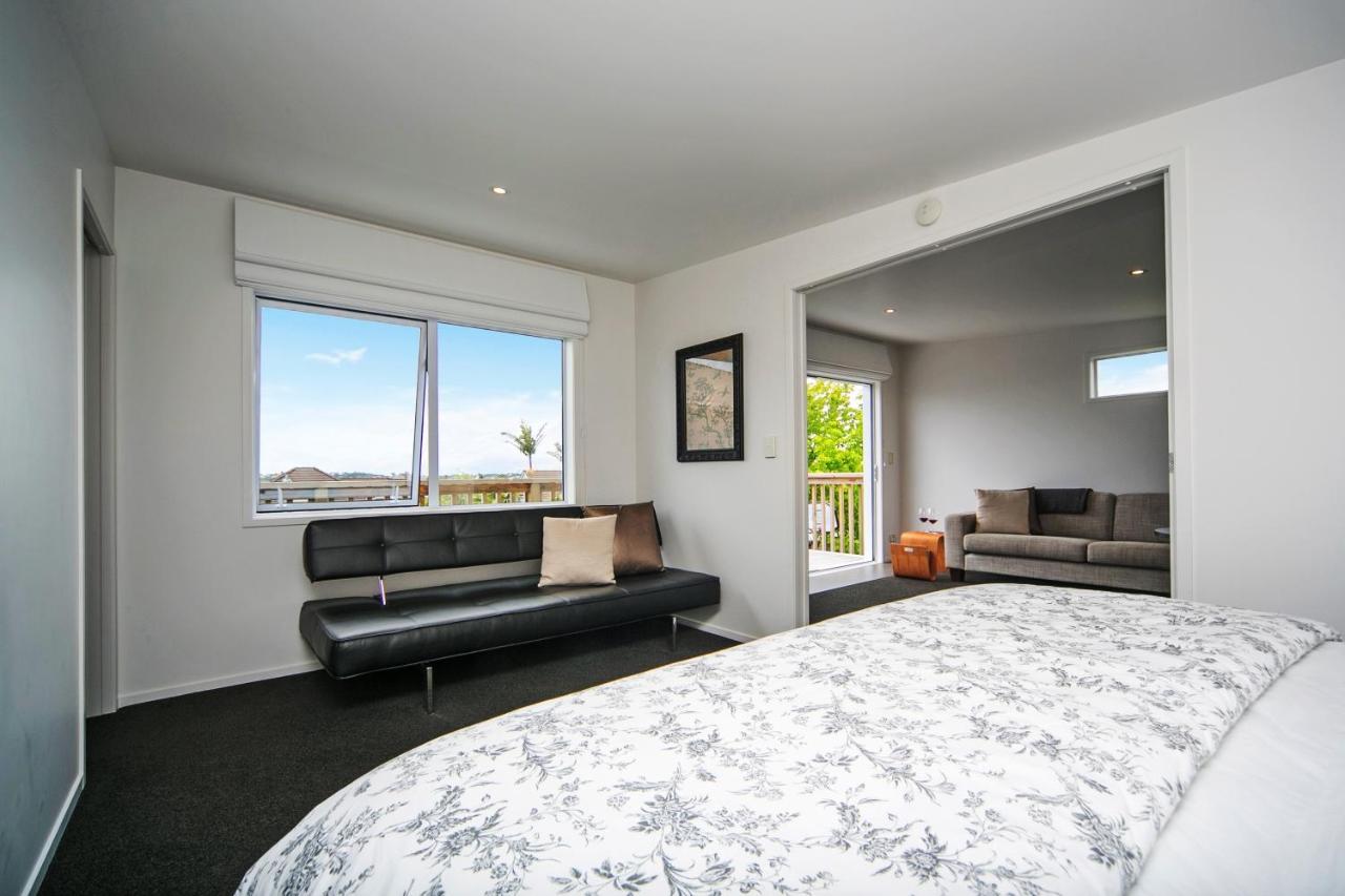 Studio with Sea View