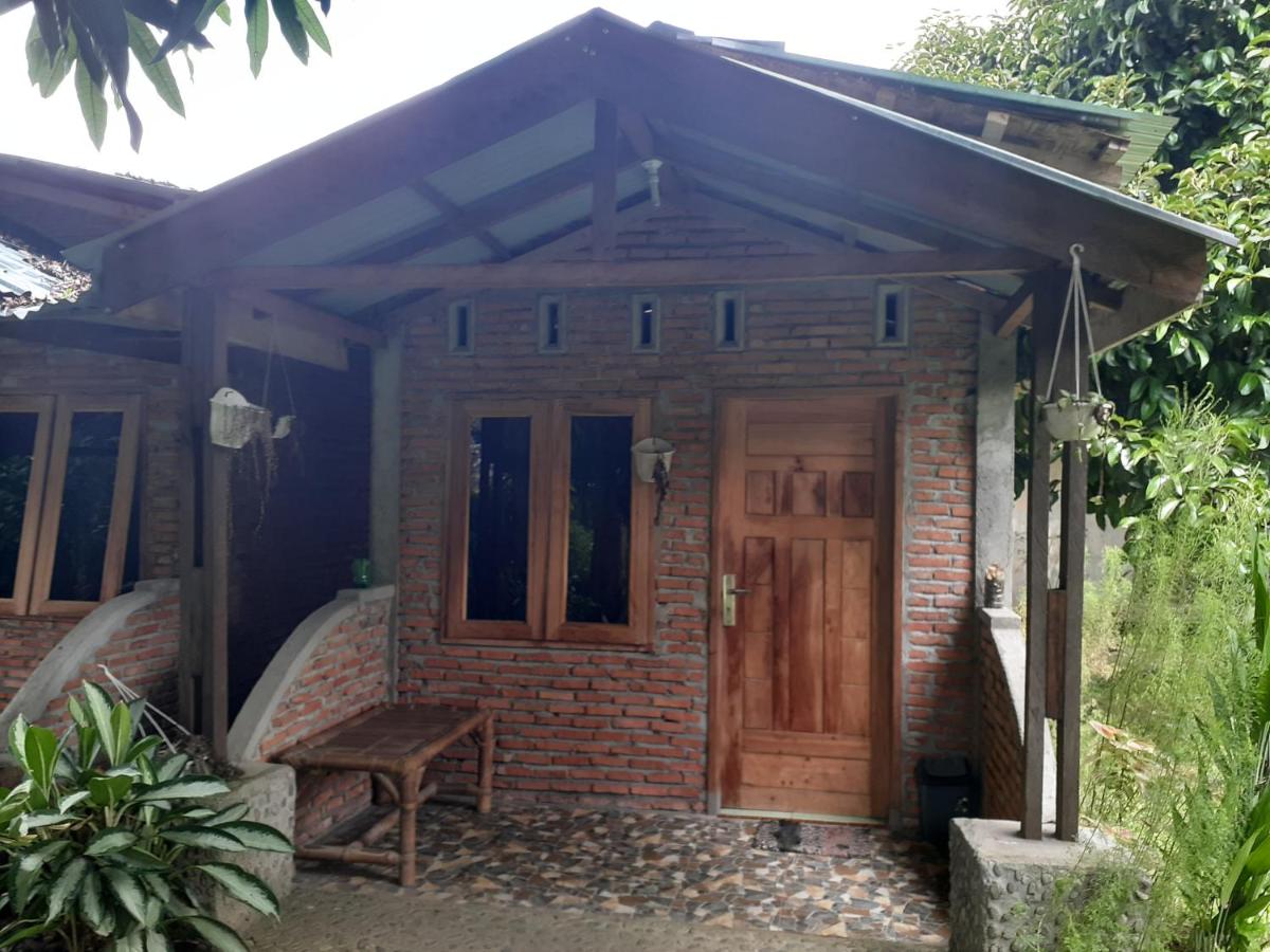 B&B Bukit Lewang - Jhony's Backpacker-Guest House - Bed and Breakfast Bukit Lewang