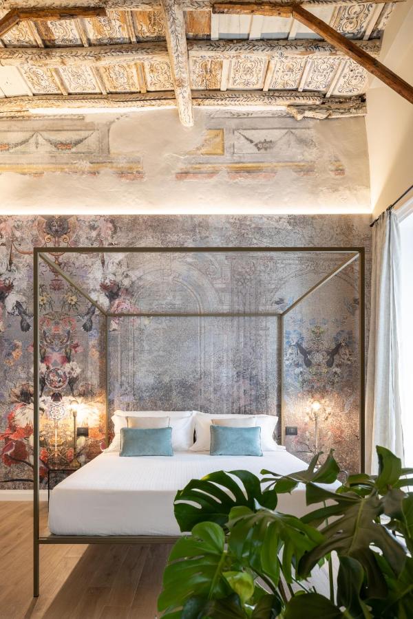 Junior Suite with Balcony