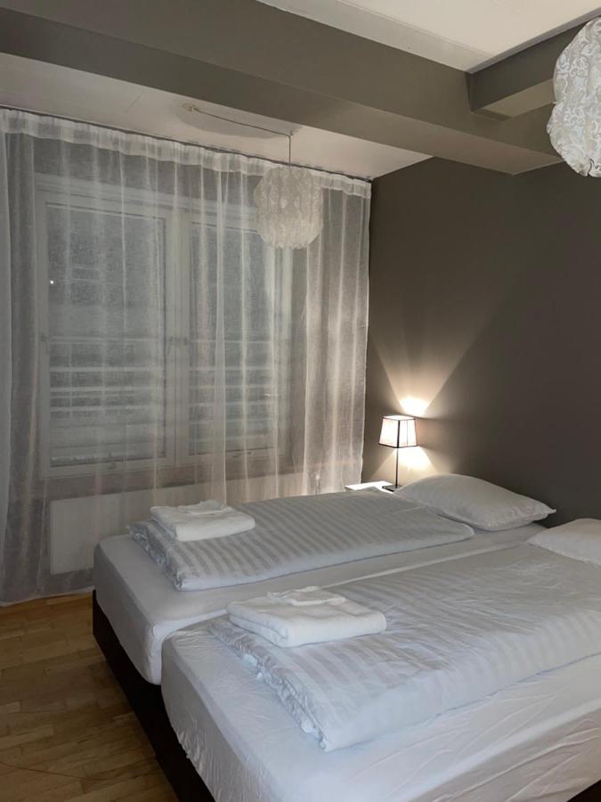 Penthouse on the main street, town center Akureyri - B&B Akureyri