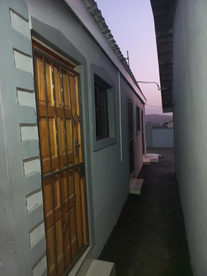 Grey house lodge - B&B