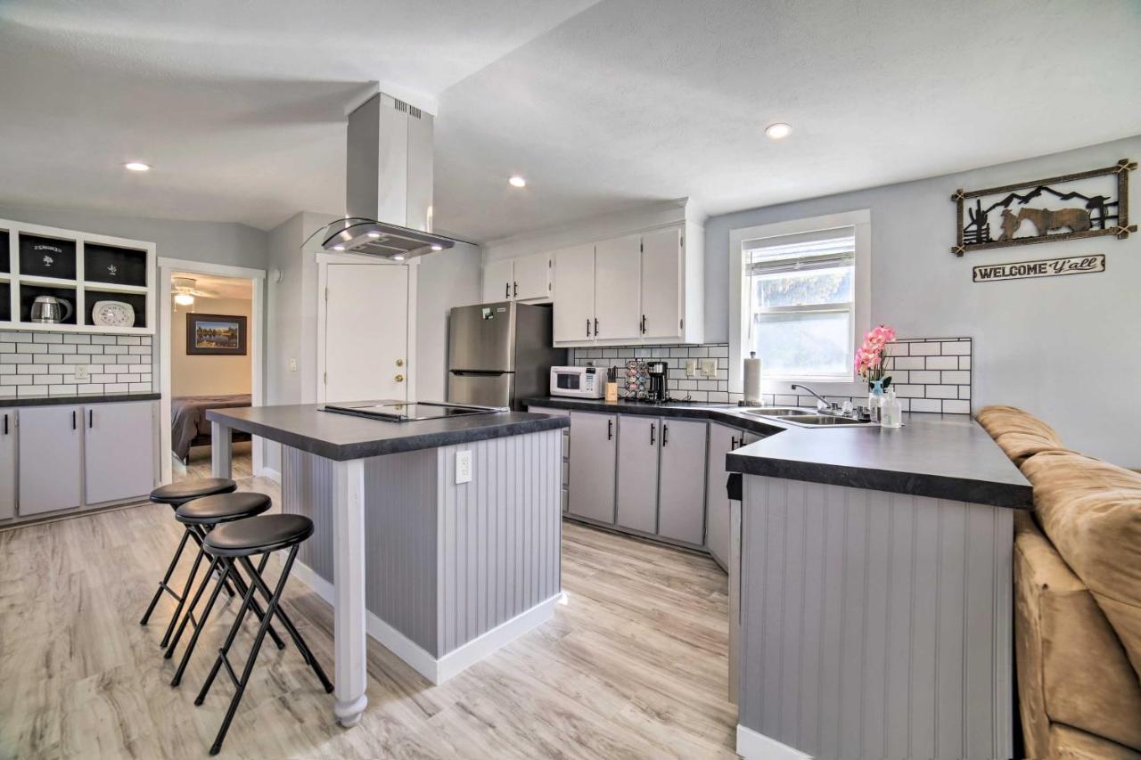 Cozy Ashton Abode w/ Yard - Near Park & Pool! - B&B Ashton