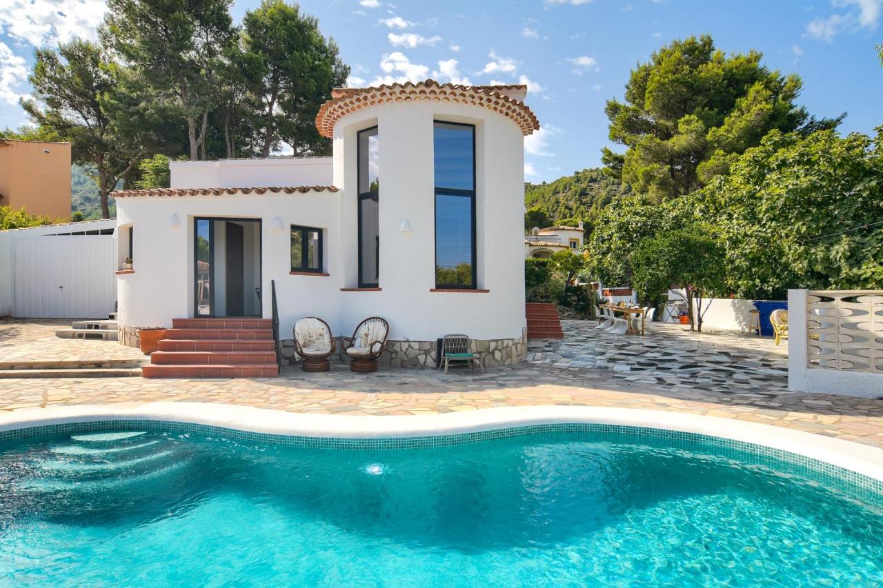 Villa for 10 with swimming pool and sea view - B&B Denia