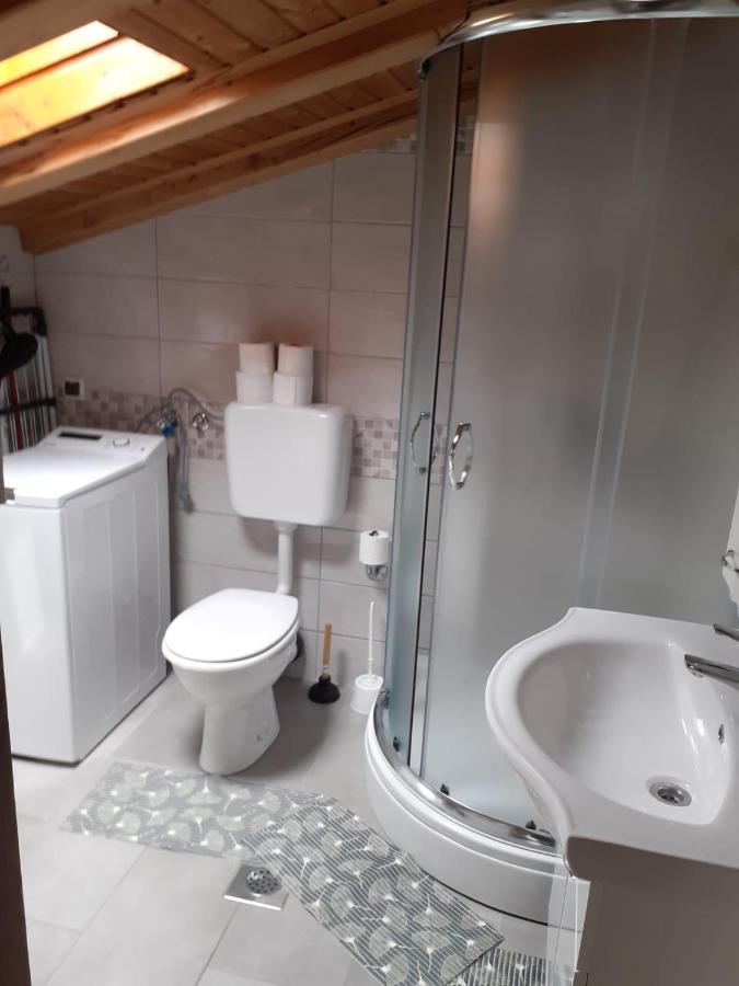 Appartamento con 2 Camere da Letto