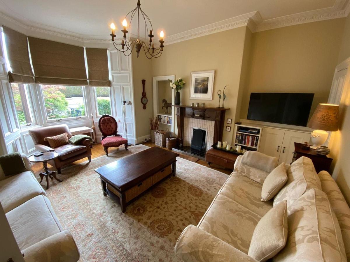 B&B Edinburgh - Braid Rd Stunning Villa - Bed and Breakfast Edinburgh