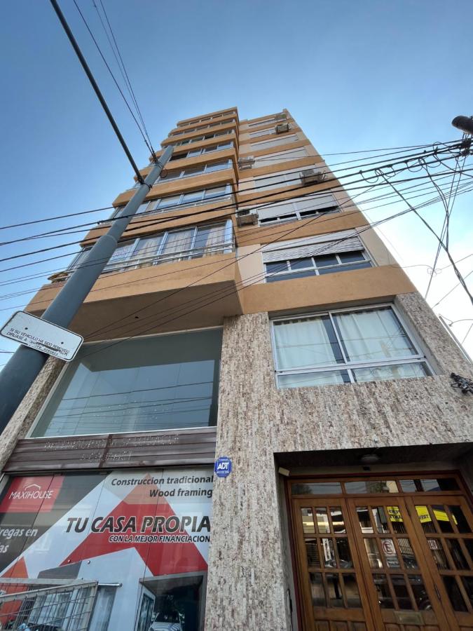 Amplio Piso Vintage, Terraza con Vista a Sierras - B&B Córdoba