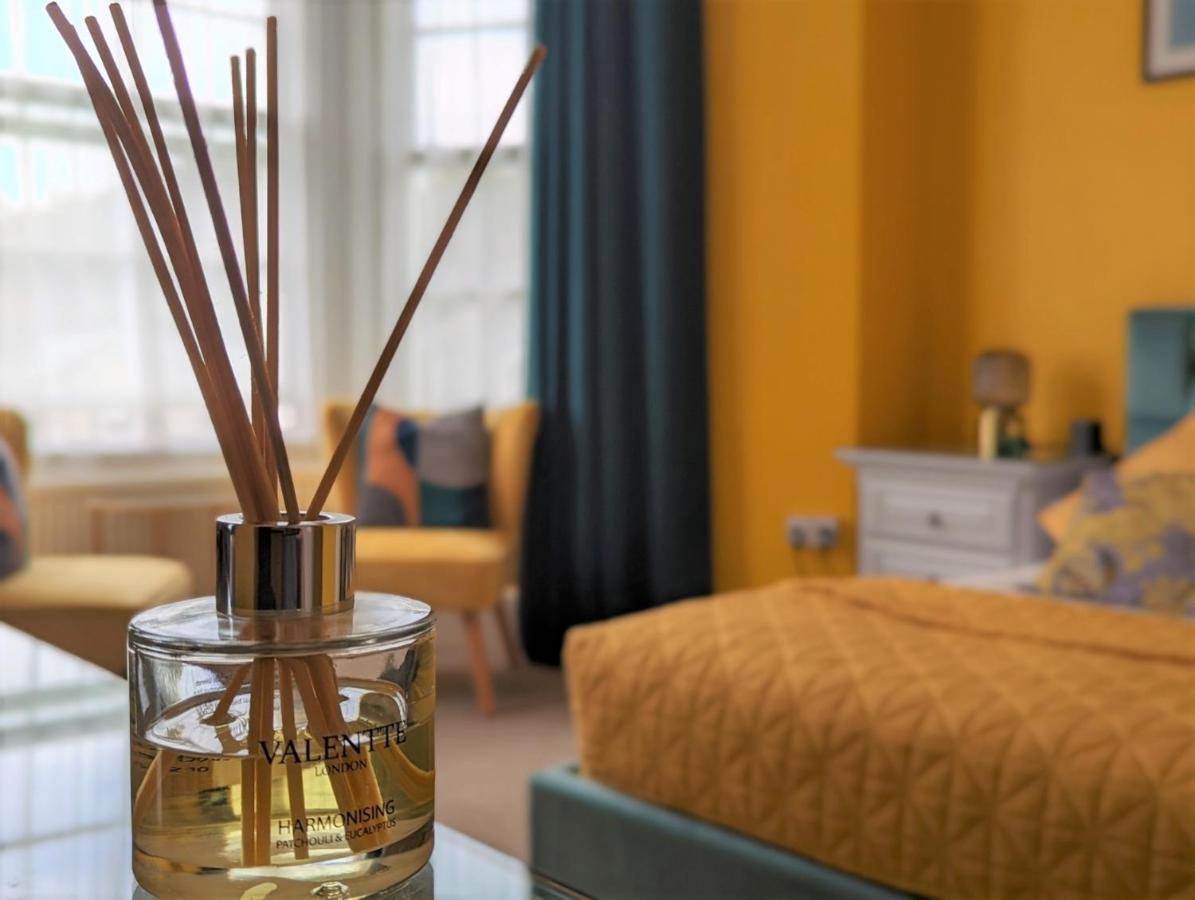 Luxus Zimmer mit Kingsize-Bett