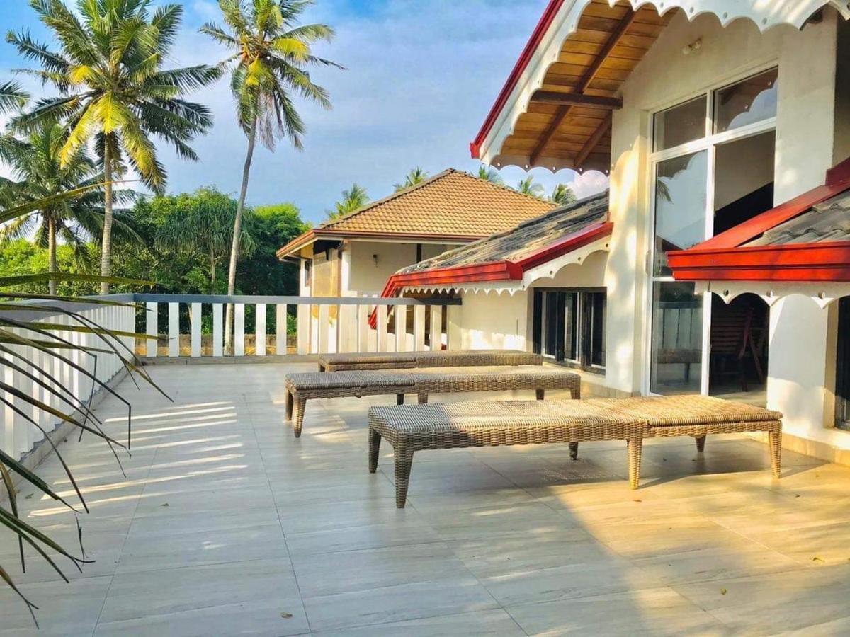 Rosanuka Beach Villa - B&B