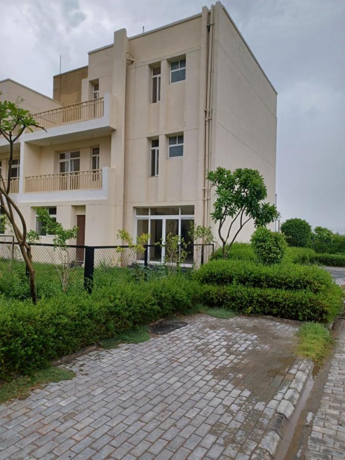 B&B Gurgaon - The Villa - Bed and Breakfast Gurgaon