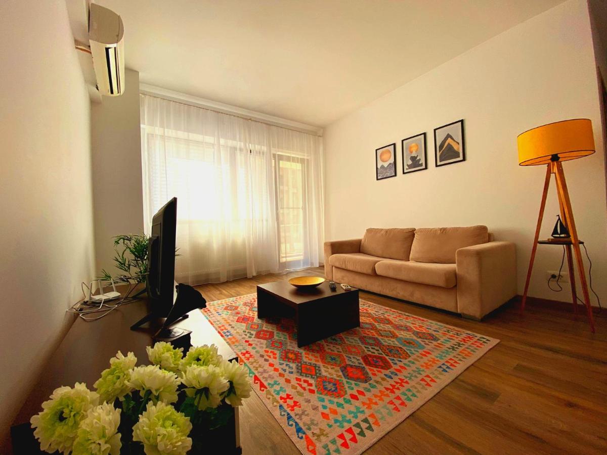 Bellagio - Cozy Apartment with Free Parking & Gym - Ferienwohnung Bukarest