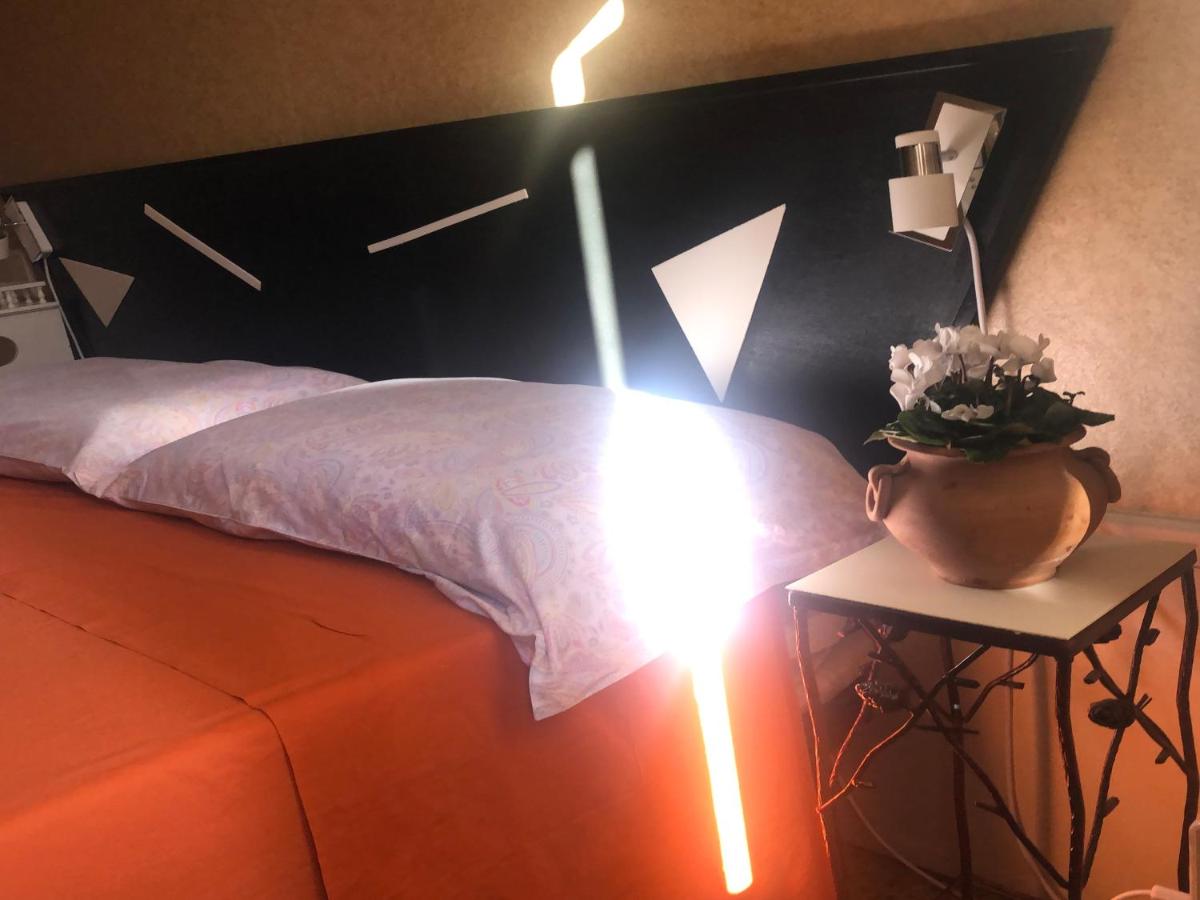 Standard Single Room with Shared Bathroom
