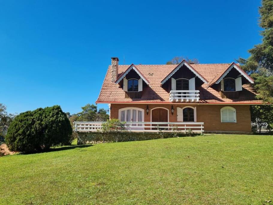 Alto do Capivari - Gramado e vista espetacular - B&B