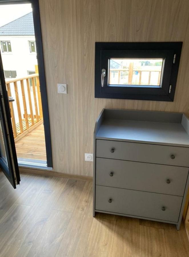 Gîte atypique en bois entre ville et verdures - B&B