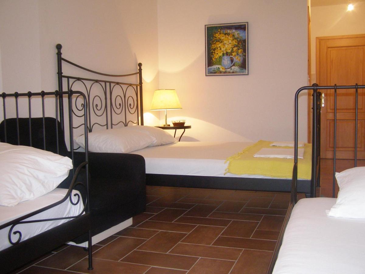Studio with Sea View (4 Adults)