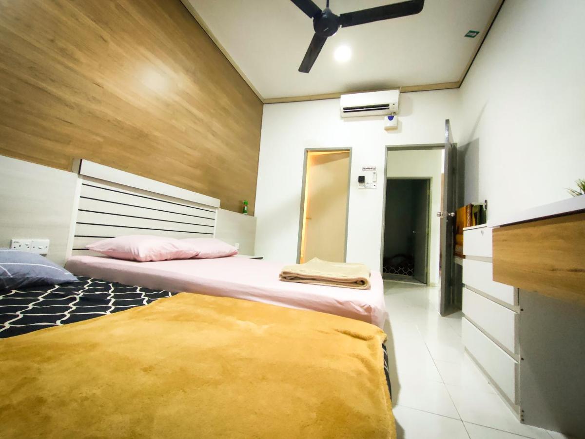 NikQi's Homestay Temerloh - B&B Temerluh