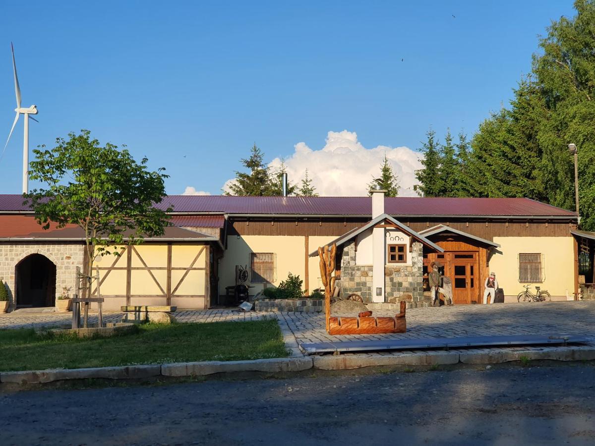 Farma Horní Paseky u Aše - B&B