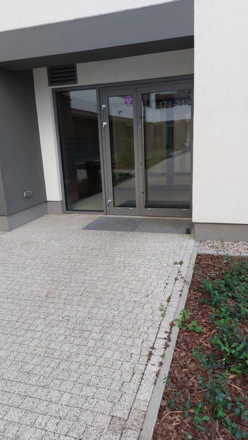 Jasmin Arkadia - Bed and Breakfast Warschau