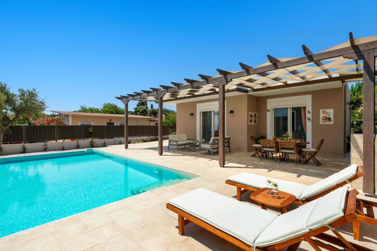 Cypress View Boutique Villa - B&B