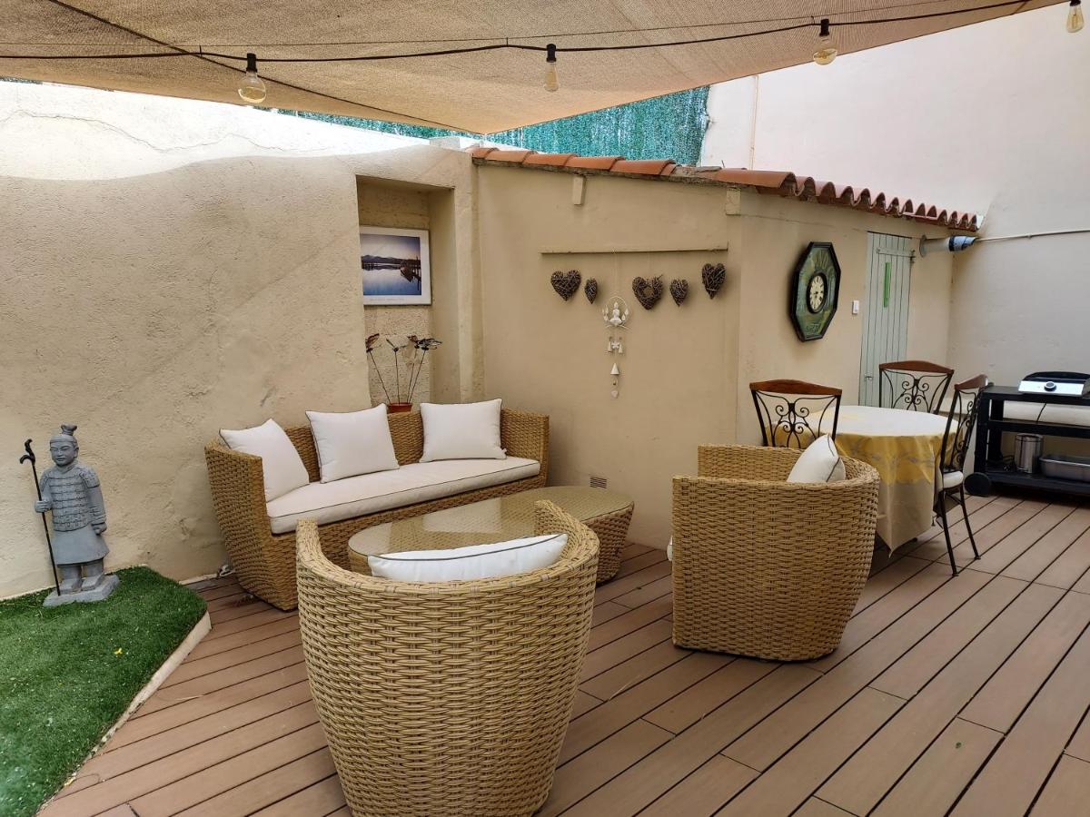 Rez-de-chaussée privatif spacieux 3* d'une villa centre ville - Chambres d’hôtes Hyères