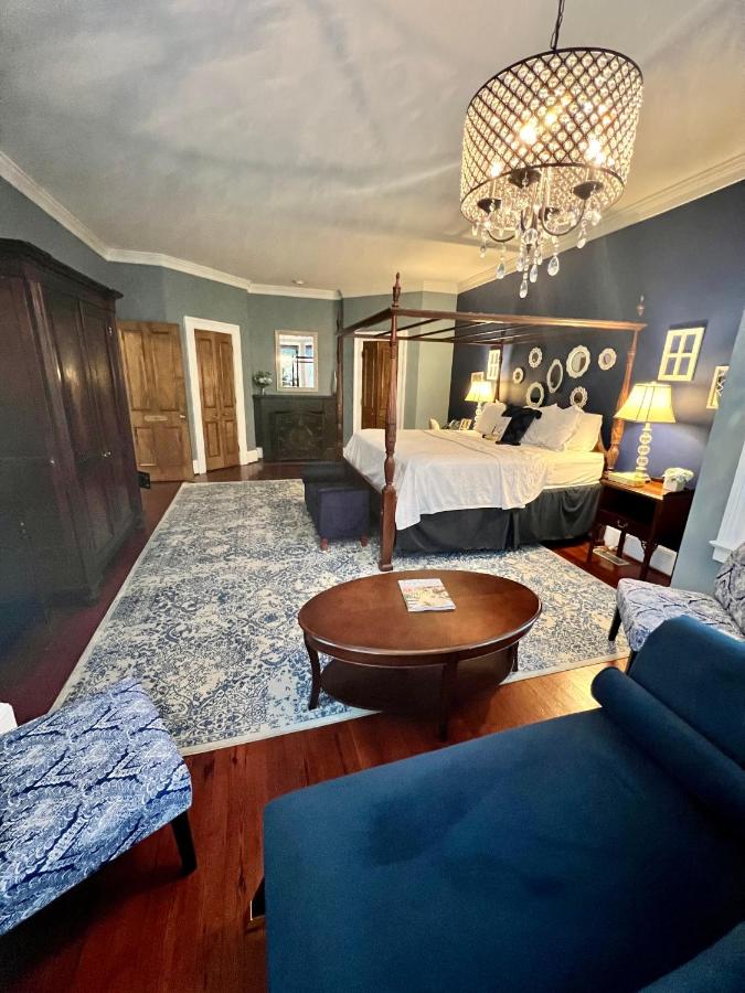 Premium King Room 1