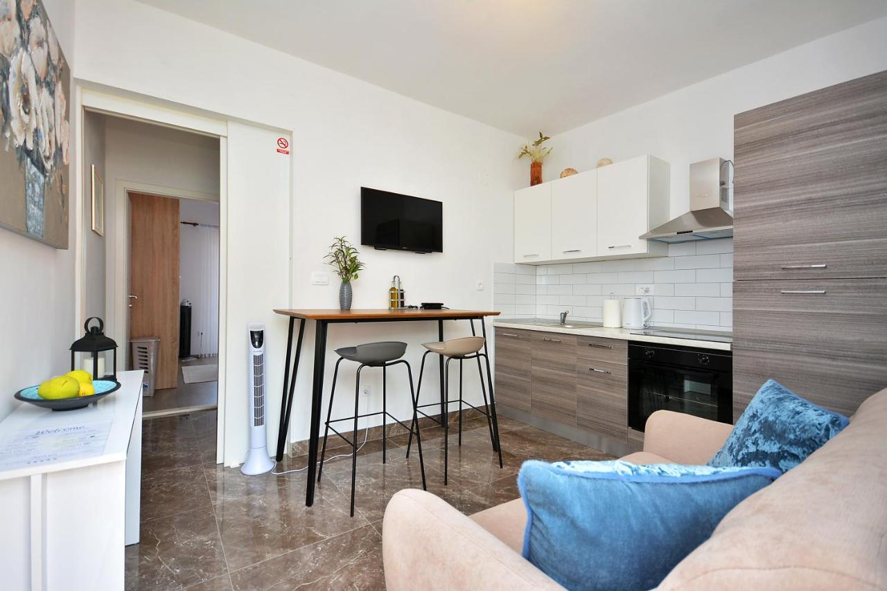 Apartment 'MIMO' in Milna - Hvar - Bed and Breakfast Milna