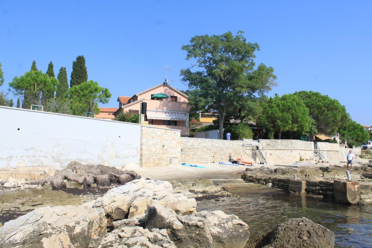 B&B Zambratija - Apartments by the sea Zambratija, Umag - 6997 - Bed and Breakfast Zambratija