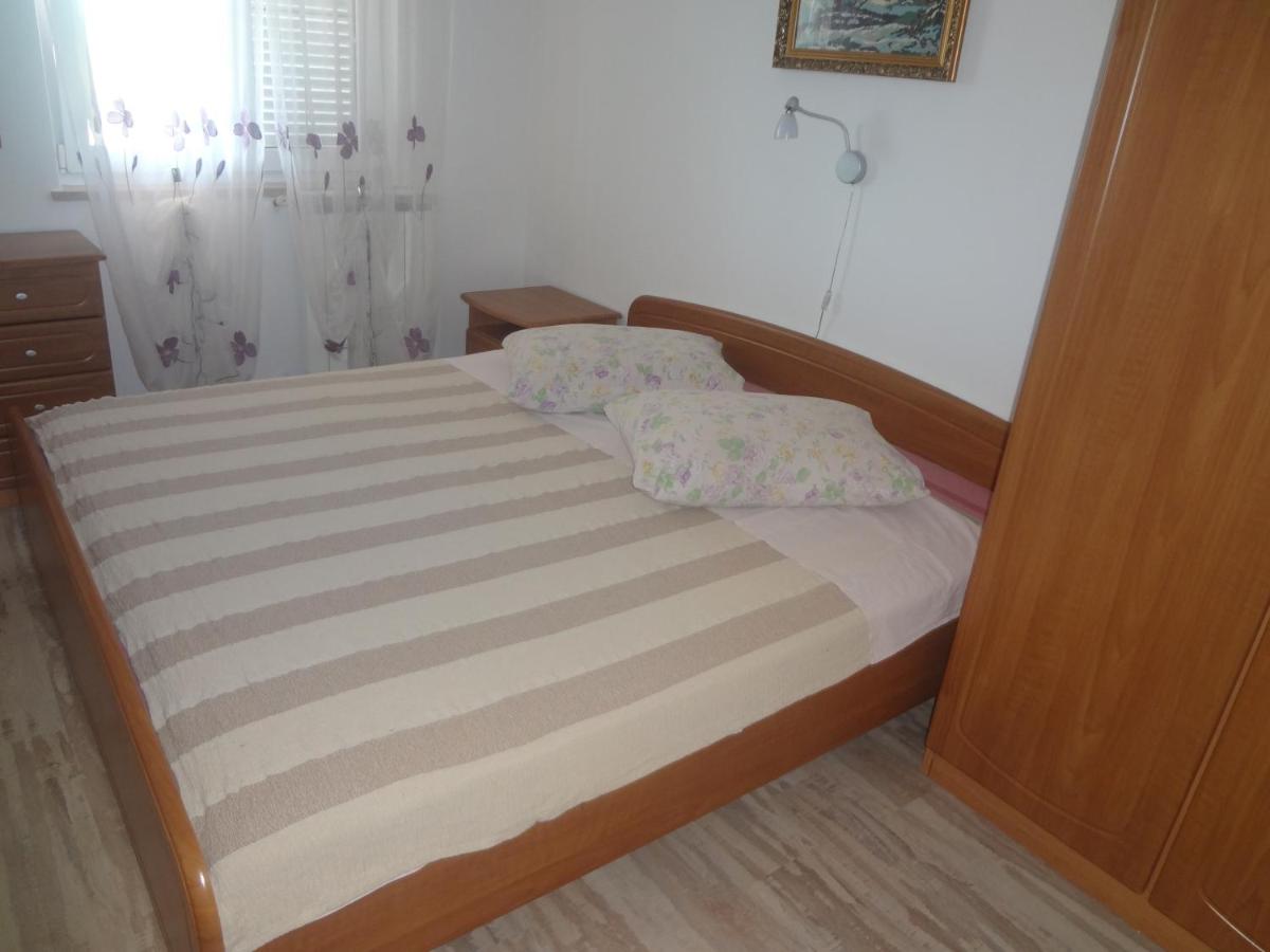 Apartamento de 1 dormitorio con terraza