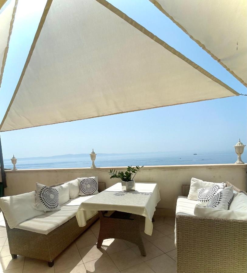 Penthouse-Apartment mit Meerblick