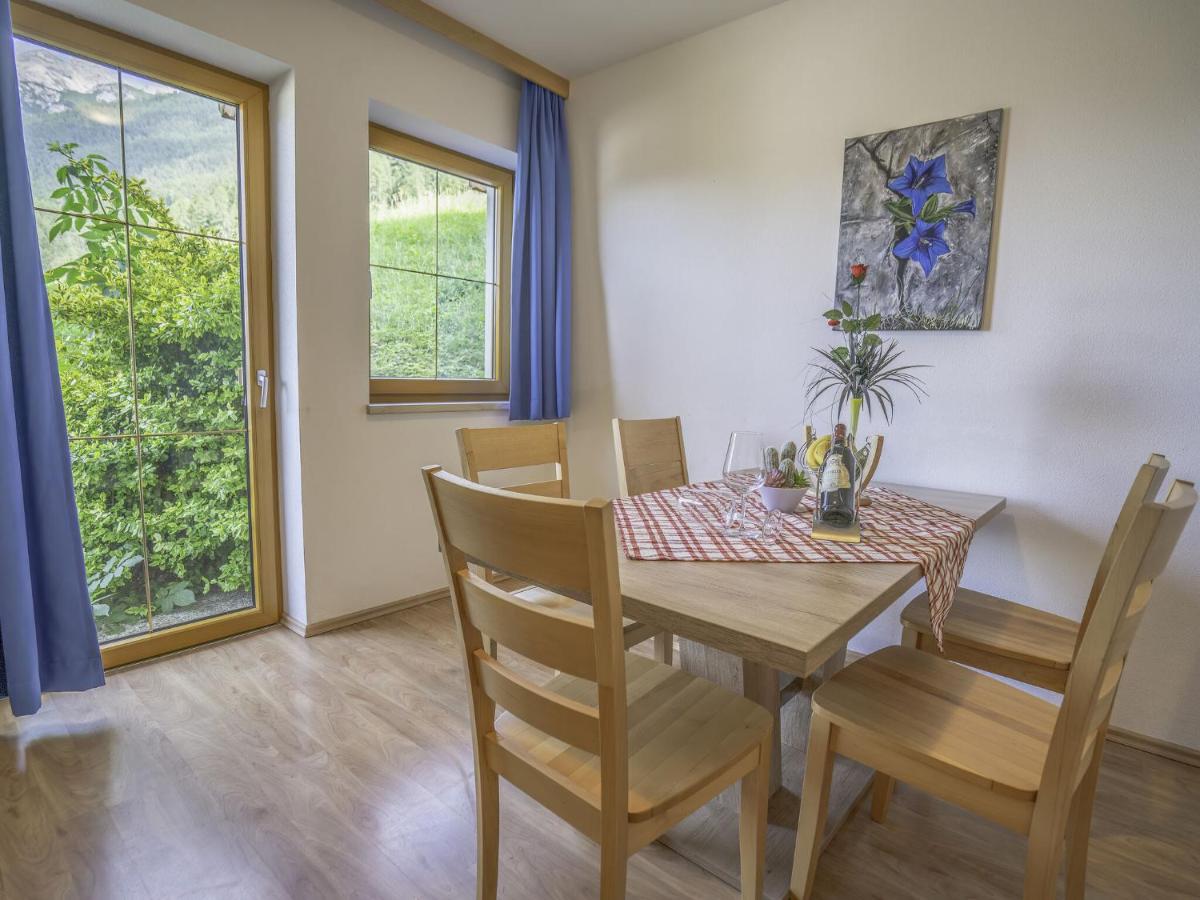 B&B Neustift im Stubaital - Spacious Apartment in Stubaital with Ski Storage - Bed and Breakfast Neustift im Stubaital