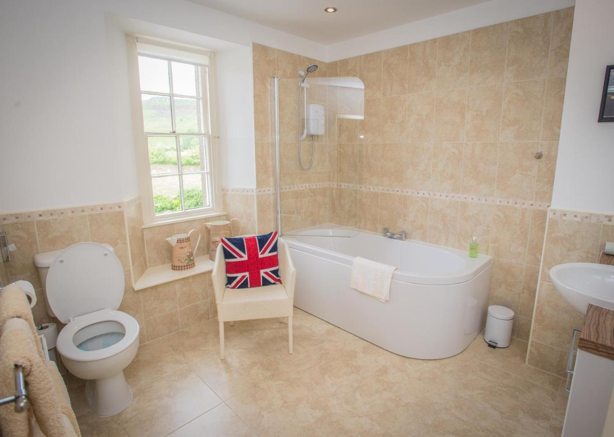 Tweepersoonskamer met een Eigen Externe Badkamer