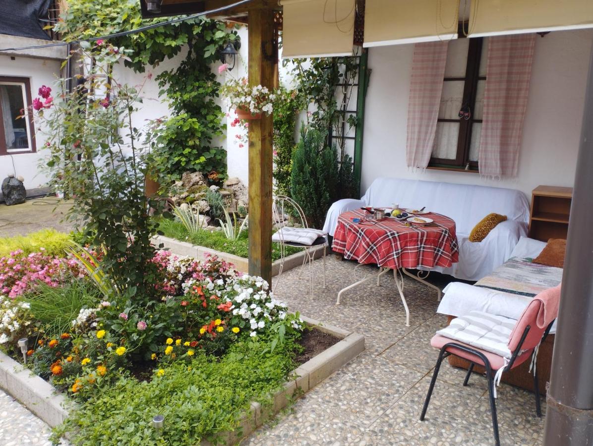 B&B Visoko - Accordeon - Bed and Breakfast Visoko