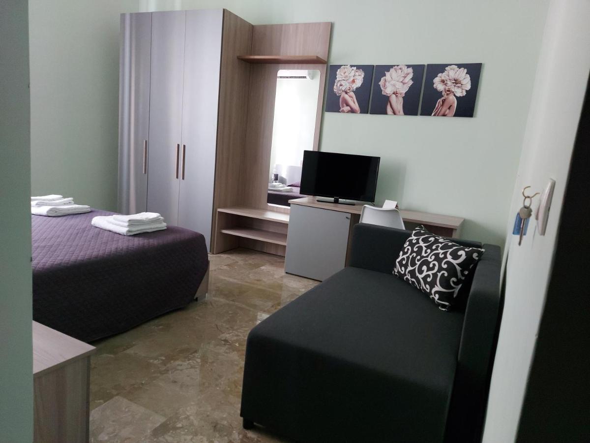 Triple Room with Private Bathroom