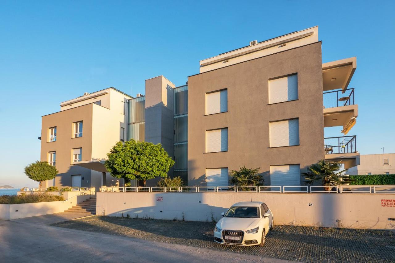 Sea view with garden apartment Joshua - Chambres d’hôtes Split