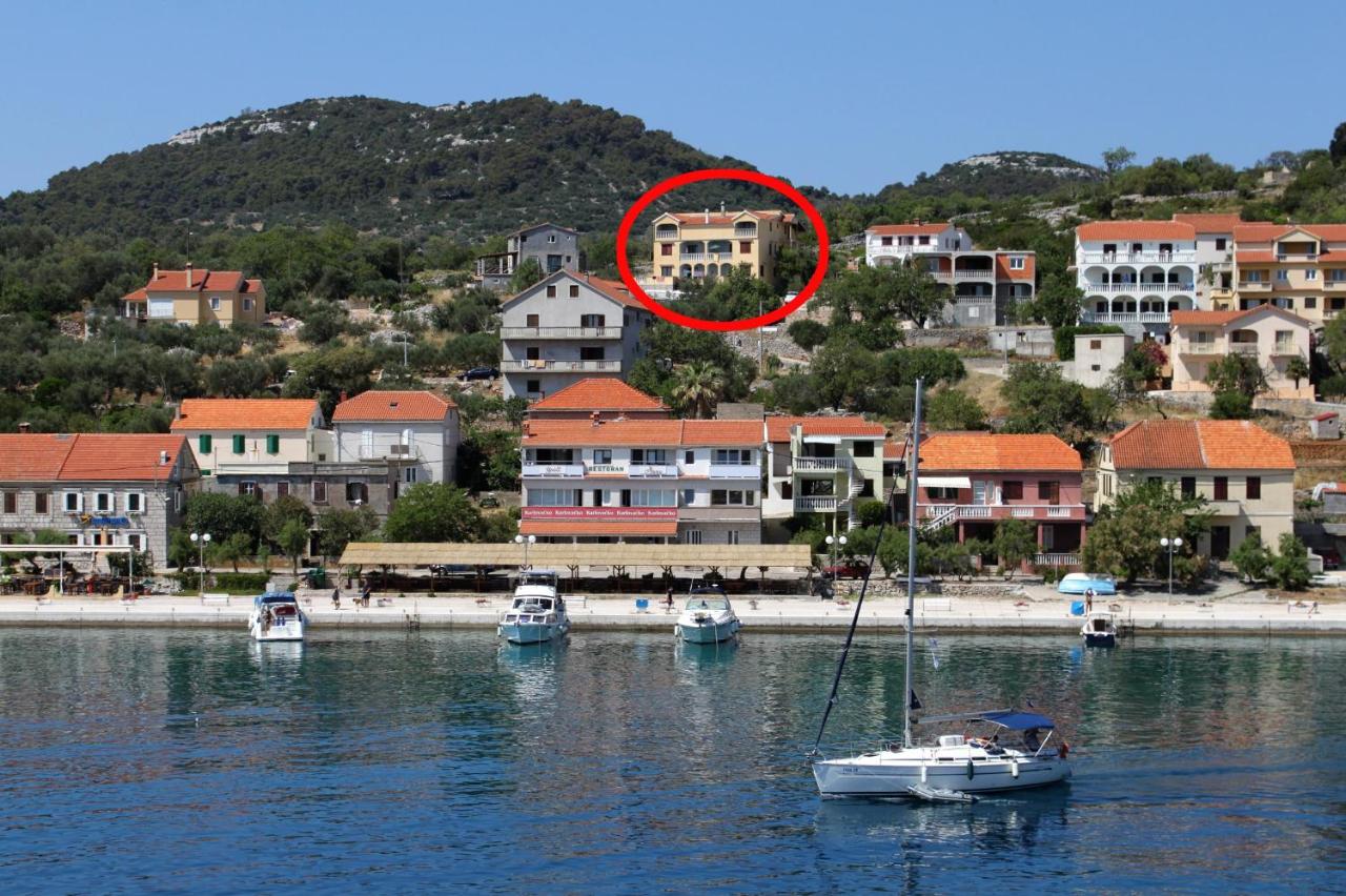 B&B Sali - Apartments with a parking space Sali, Dugi otok - 8152 - Bed and Breakfast Sali